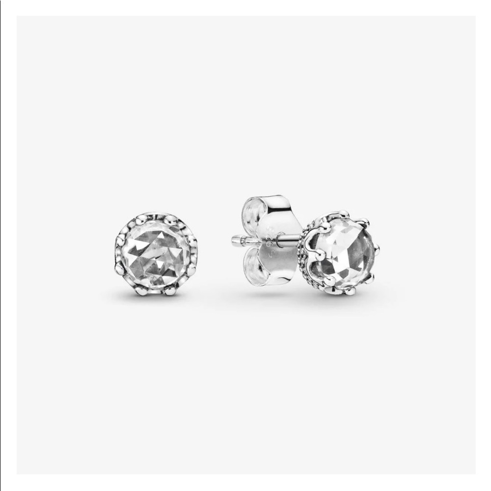 Clear Sparkling Crown Stud Earrings